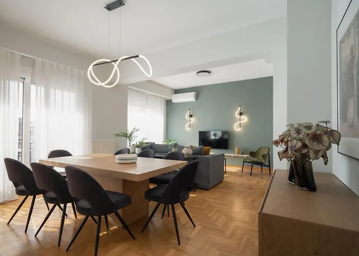 Deluxe 4 Bedrooms Apartment In Athens Center