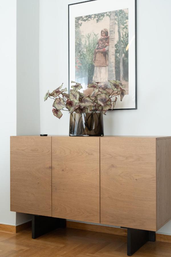 Deluxe 4 Bedrooms In Center Athene