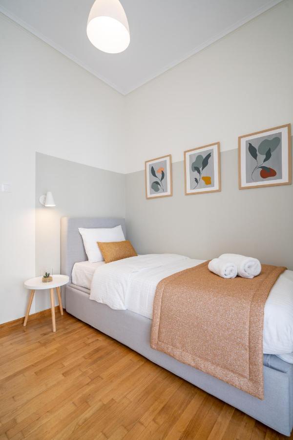 Deluxe 4 Bedrooms In Center * Athene
