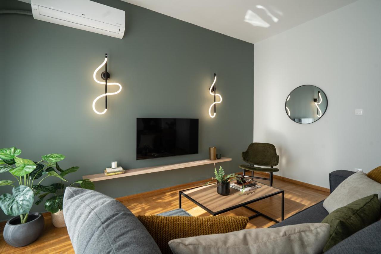 Deluxe 4 Bedrooms In Center Atény